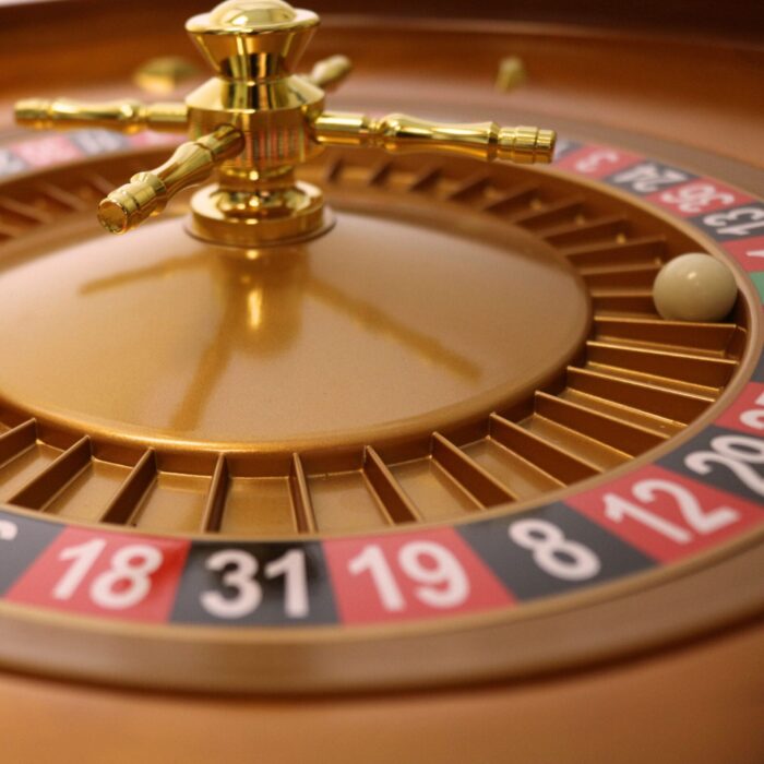 20 Inch Wood Roulette Wheel - Image 4