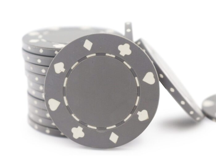 Midweight 11.5 Gram Non-Denominational Suited Edge Poker Chip - Image 12
